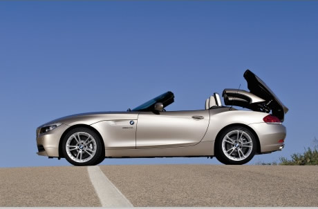 索兰托 2012款 2.2T 柴油舒适版的发动机最大功率是多少？
