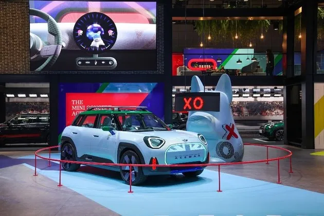 MINI Concept Aceman纯电动跨界概念车展望家族未来