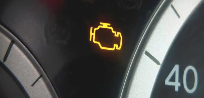 车子发动机故障标志亮灯怎么办