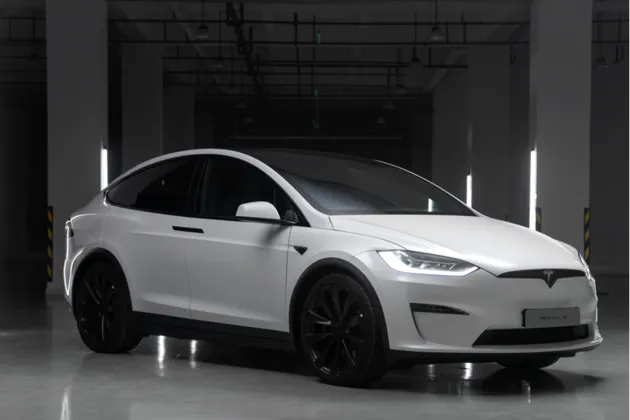 特斯拉Model X Plaid亮相北京 走进六大商圈