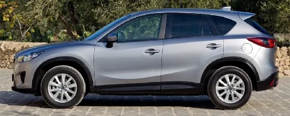 cx-5用什么电池？