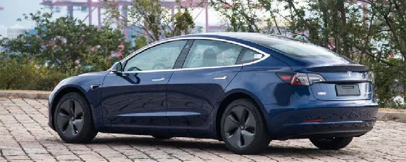 特斯拉底盘高度是多少？，特斯拉model3底盘高度