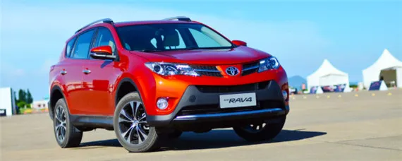 rav4的空气滤芯多久换一次？